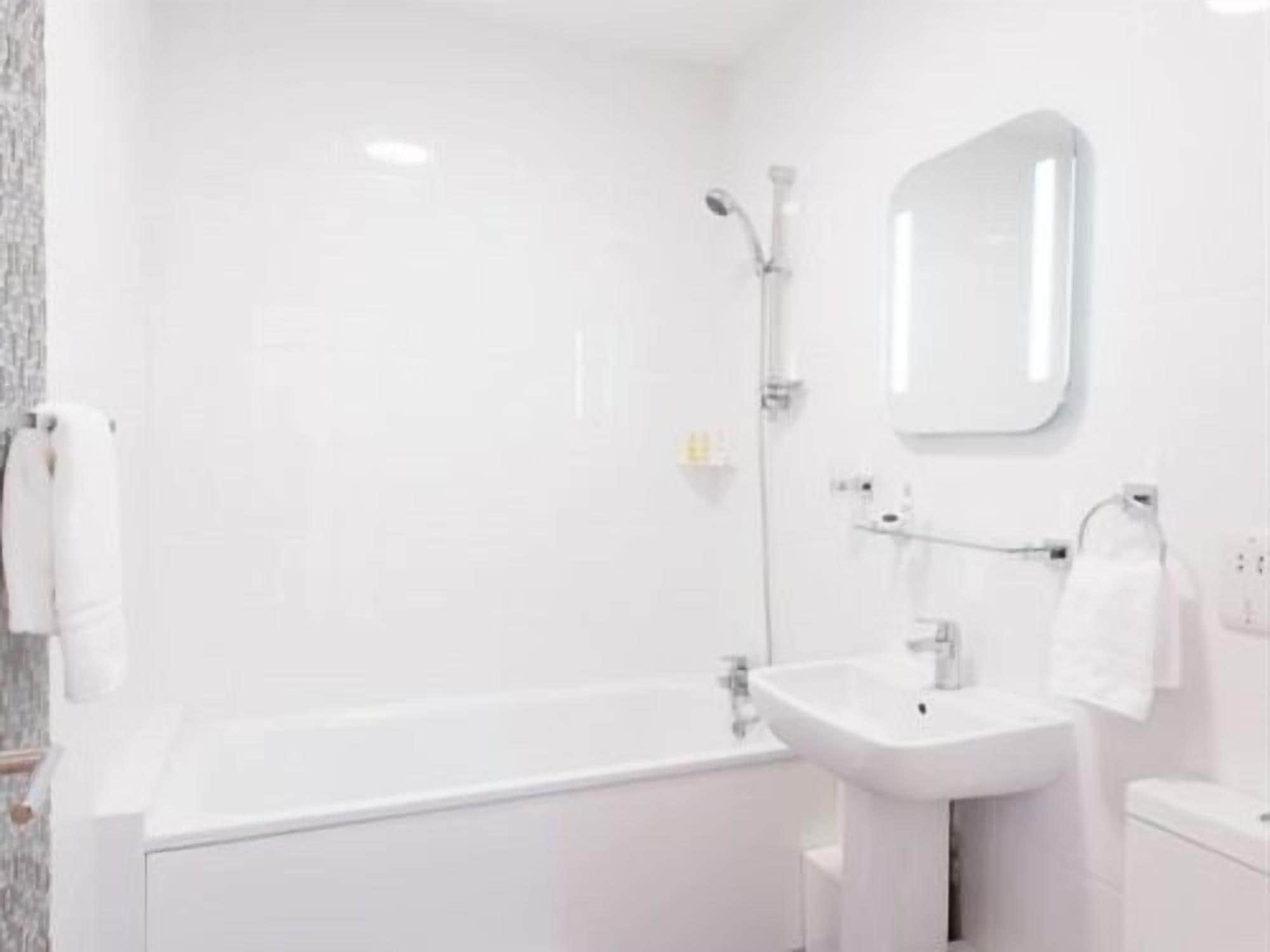 Hotel Signature London 3*